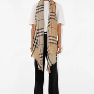 Burberry Reversible Check Wool Silk ScarfPrice